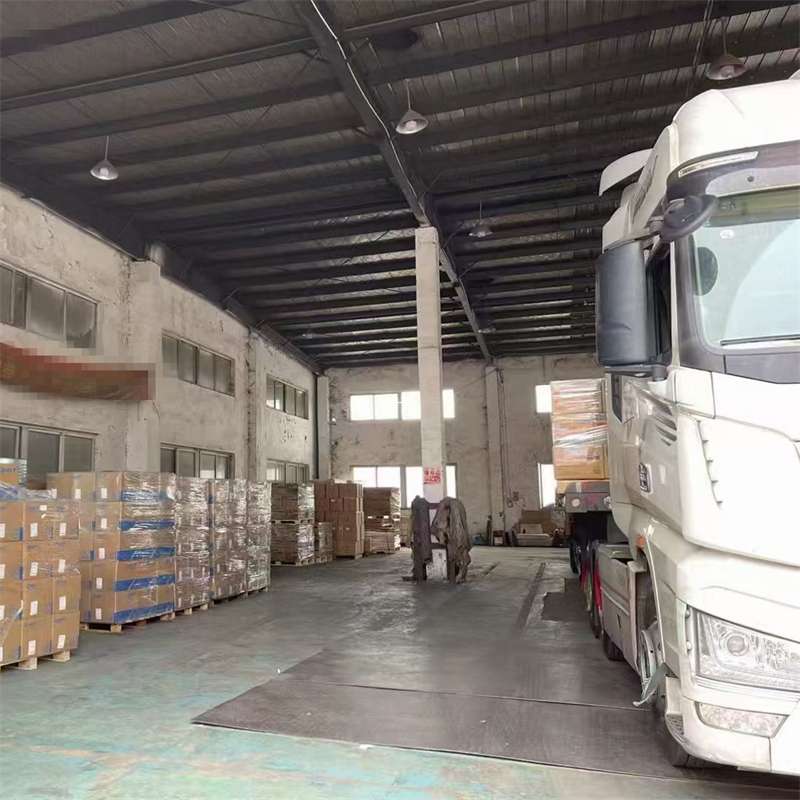 即墨区霍尔果斯：物流专线的多元货运新体验